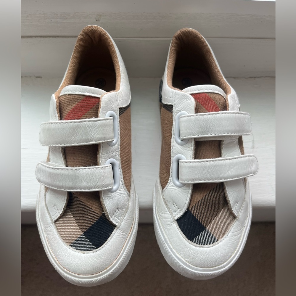 Boy BurBerry Size 28 double velcro straps sneakers